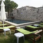 Cunda Poseidon Ayvalı