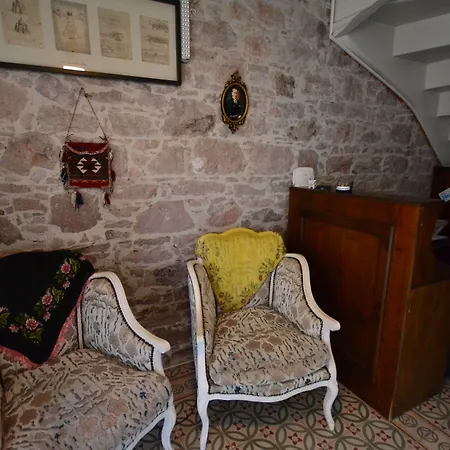 Cunda Poseidon Ayvalı