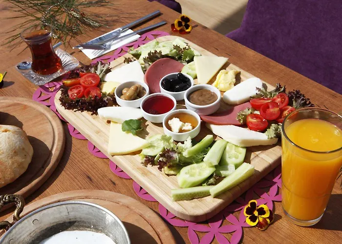 Cunda Poseidon * Ayvalı